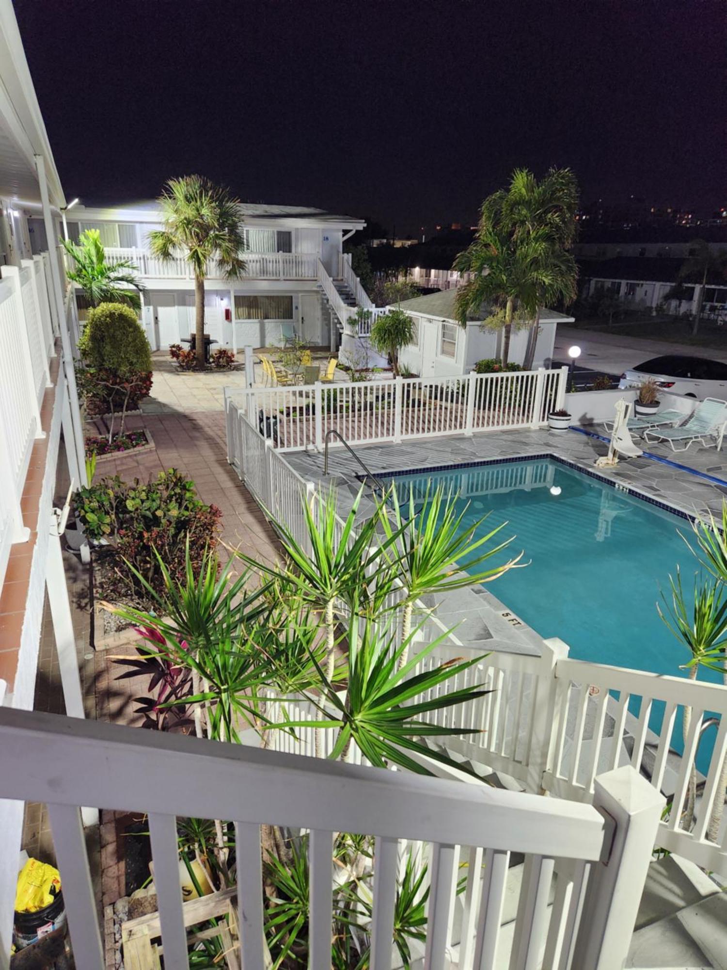 Motel The Palms On Ocean Pompano Beach Exteriér fotografie