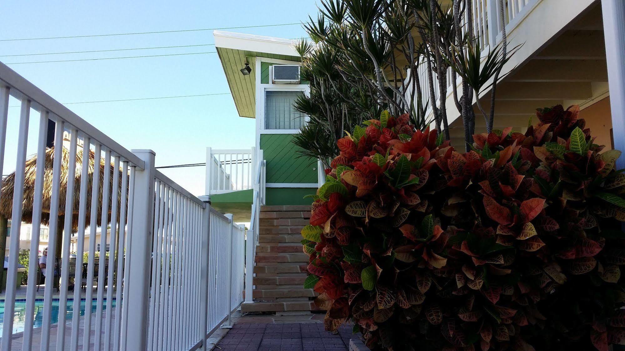 Motel The Palms On Ocean Pompano Beach Exteriér fotografie